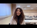 Imagen de la portada del video;Maria Elvira Gonzales Ponce habla sobre el Máster en Derecho, Empresa y Justicia de la UV