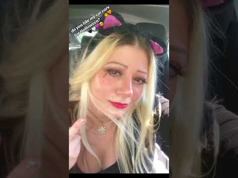 Halloween Kitty 🐈‍⬛🧡🖤🤍🩷🎃