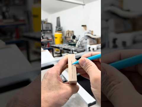 Easy half lap joints #woodworking #joints #dados #slidingtablesaw