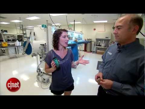 CNET News - Inside the guts of a battery factory - UCOmcA3f_RrH6b9NmcNa4tdg