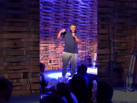 #comedy #standup #happy #border #dehaven #standupcomedy #artificialintelligence #indian #feather