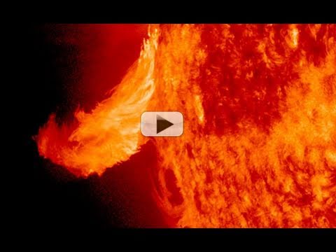 Lick of Flame: Solar Flare Channels Gene Simmons? - UCVTomc35agH1SM6kCKzwW_g