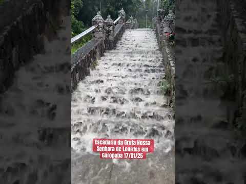 Escadaria da Gruta Nossa Senhora de Lourdes em Garopaba 17/01/25