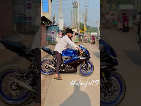 আমি তো আর সবার মতো না😪😩#r15 #r15v4 #v4 #rider #bikeride #trandingshorts #viral #automobile #yamaha