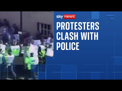 Officers attacked with projectiles thrown from 'Unite the Kingdom' crowd, Met police says