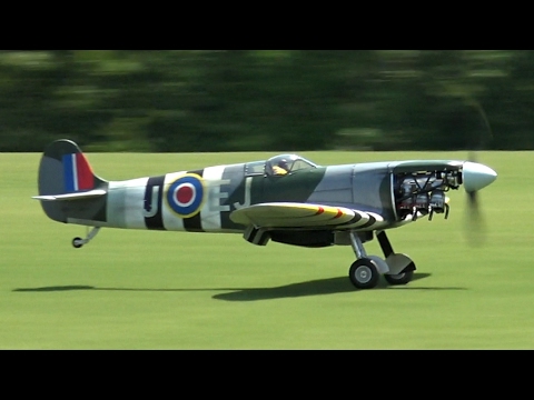 Rc SPITFIRE WITH 3 CLY.KOLM ENGINE - UC1QF2Z_FyZTRpr9GSWRoxrA