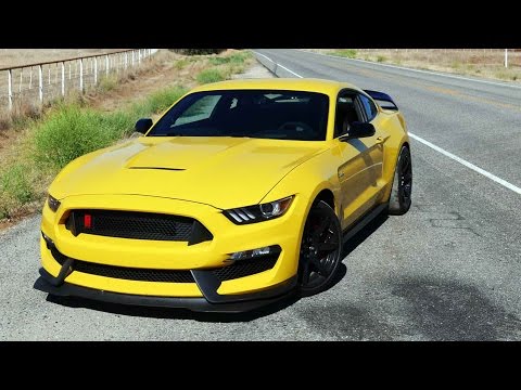 Quick Drive: 2016 Ford Mustang Shelby GT350R (w/ Randy Pobst) ? Daily Fix Free Episode!