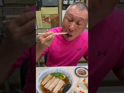 ランチはラーメン🍜＆餃子🥟　これ食べてると日本に居るみたいです　#ラーメン #餃子 #johorlife #ジョホールグルメ #ramen