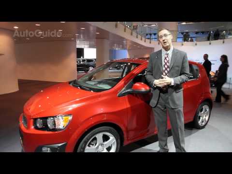 Detroit 2011: 2012 Chevrolet Sonic Hatchback and Sedan World Premier Review - UCV1nIfOSlGhELGvQkr8SUGQ