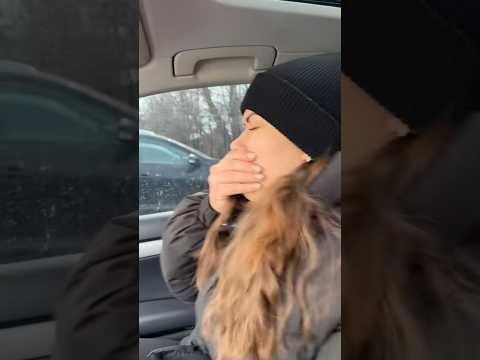 Стошнило в машине
