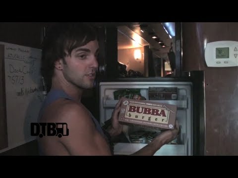 August Burns Red - BUS INVADERS Ep. 486 [Warped Edition 2013] - UCybDimFZ3eoUQxSArdqCe9g