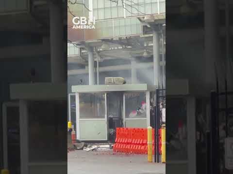 2 dead in suspected terrorist attack after car explosion near Niagara Falls #America #latestnews