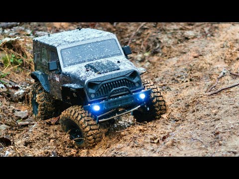 RC Mudding 4X4 - AMAZING Rock Crawler $200 RTR Budget Truck - TheRcSaylors - UCYWhRC3xtD_acDIZdr53huA