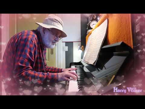 IN THE CHAPEL IN THE MOONLIGHT - DEAN MARTIN - piano - HARRY VÖLKER