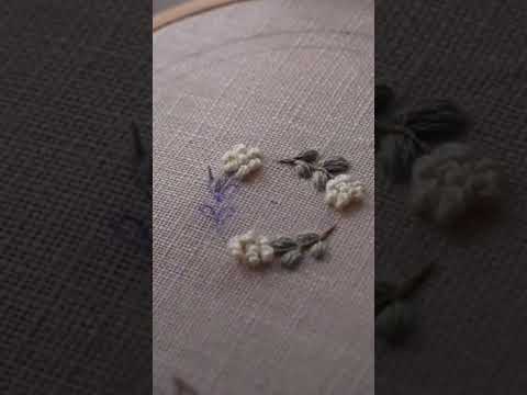#embroiderylover #flowers #frenchknots #easy #fashion #style #viral #trend #art