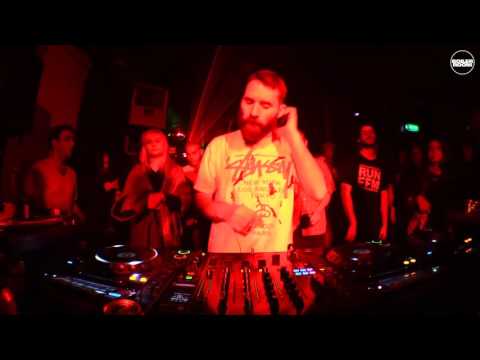 Logos Boiler Room London DJ Set - UCGBpxWJr9FNOcFYA5GkKrMg