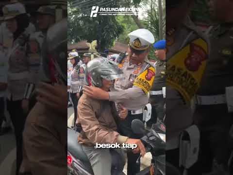 Kapolres Subang Bagikan Helm Gratis untuk Tingkatkan Kesadaran Berlalu Lintas #shortvideo#subang