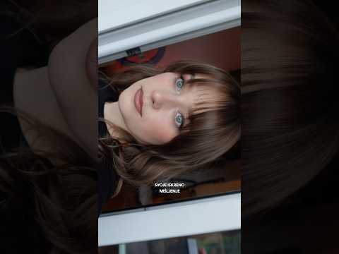 Kak vam se čini? Zasad mi se čini da ću vjerojatno ciljati neku pepeljasto plavu boju kose🙂↕️