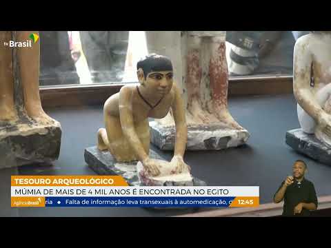 Múmia de 4.300 anos é encontrada no Egito