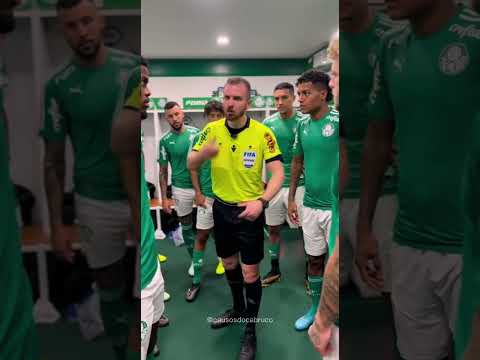 Um grande motivador kkkk #ia #palmeiras #futebol #loucosporfutebol #flamengo #sora2 #veo3 #football