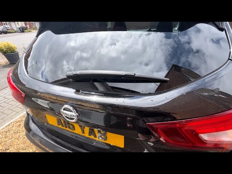 Как заменить щетку заднего стеклоочистителя на Nissan Qashqai? - Nissan ...