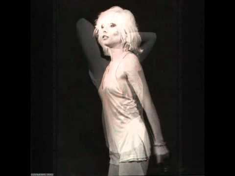 Blondie - Walk Like Me