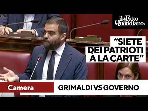 Grimaldi (Avs) contro il governo: "Siete patrioti à la carte, vi chiameremo 'brandelli d'Italia'"