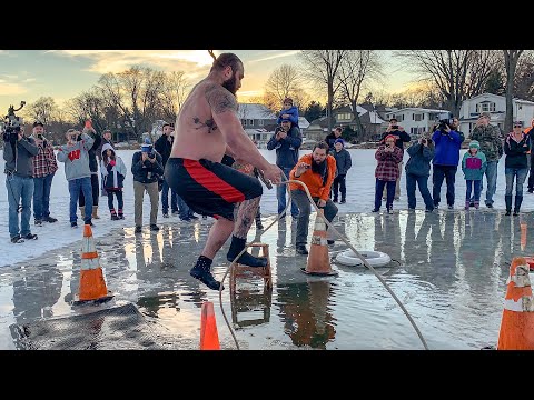 Braun Strowman jumps into a frozen lake for charity - UCJ5v_MCY6GNUBTO8-D3XoAg