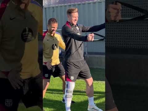 💪 Ter Stegen begins his rehab at the Ciutat Esportiva! 👊 #fcbarcelona #shorts