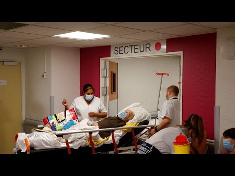 Crise na saúde deixa 93% dos profissionais de baixa em hospital francês