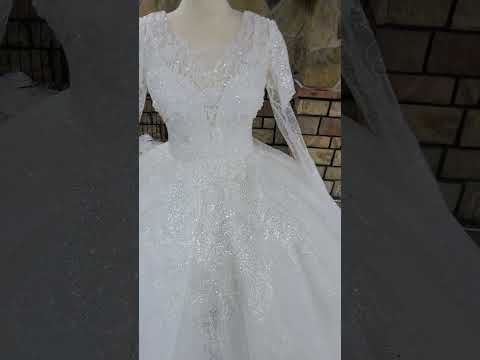 “Inside the Viral Crystal Wedding Dress Craze of 2025 💎👰” #shorts  #shortvideo #shortsfeed