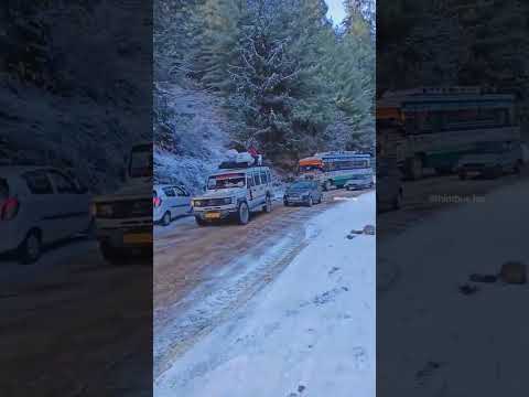 hrtc bus in snowroads driving skills of hrtc drivers #hrtc #buses #himbus