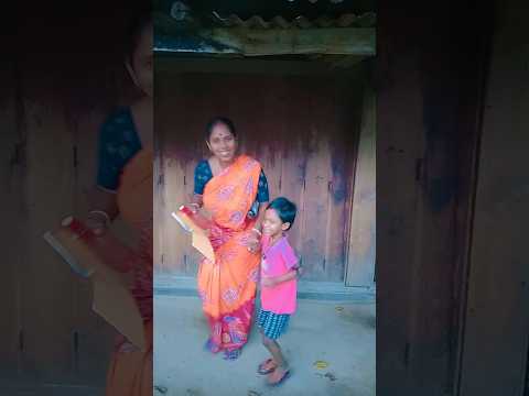 Mummy Aap yha sab lekar kahan Ja rahi Ho🤪😜🤣😝😛😝 #funny #trending #comedy # viralvideo #youtubeshorts