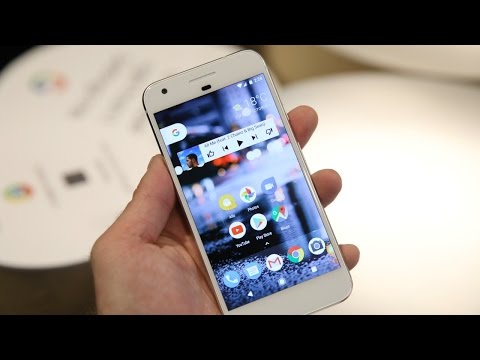 Google Pixel first look - UCCjyq_K1Xwfg8Lndy7lKMpA