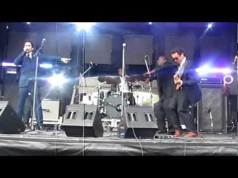 Motown Tribute to Nickelback - How You Remind Me - Live At Squamish - UCORIeT1hk6tYBuntEXsguLg