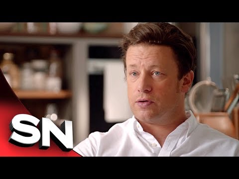 Jamie Oliver | Celebrity chef under fire for restaurant closures | Sunday Night