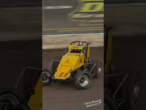 A Little Hot Laps Reel #sprintcars #videography #phonevideography #centralarizonaraceway - dirt track racing video image