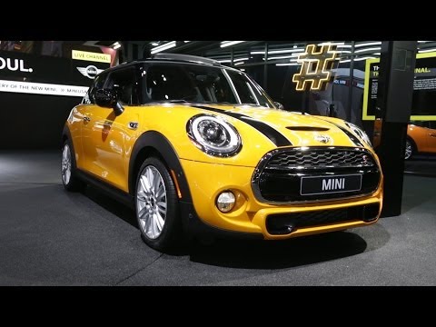 2015 Mini Cooper at the Detroit Auto Show | Consumer Reports - UCOClvgLYa7g75eIaTdwj_vg