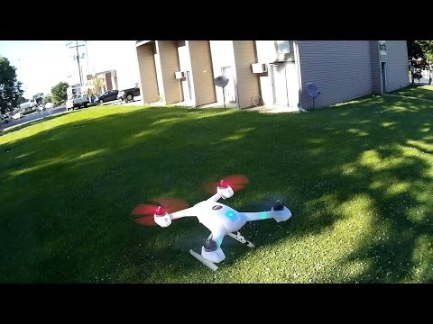 Blade - 200 QX - Maiden Flight (with On-The-Fly Review Commentary) - UCe7miXM-dRJs9nqaJ_7-Qww