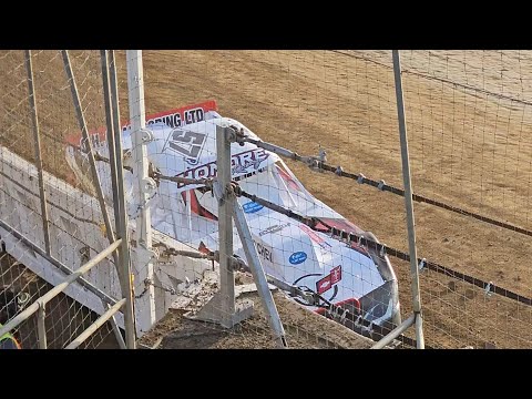Robertson Prestige Speedway - Saloons - 30/12/23 - dirt track racing video image