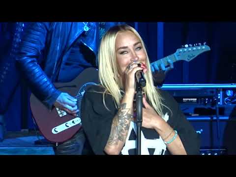 Sarah Connor - Hör Auf Deinen Bauch + Kleinstadtsymphonie - LIVE in Willingen 06.08.2022