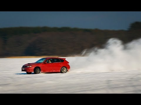 Best of Ice drifting on a frozen lake / drifting na zamarzniętym jeziorze Ukiel Olsztyn 2018 [4K] - UCea_3g4Vd-RIq2I9fnUKtqQ