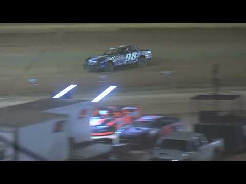 Stock V8 at Lavonia Speedway April 15th 2022 - dirt track racing video image