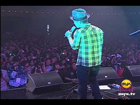Bruno Mars - Somewhere in Brooklyn (Live at Myx Mash Official)