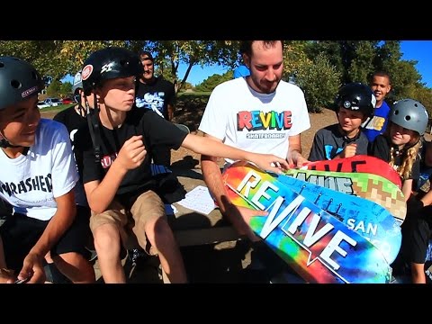 SURPRISING A KID WITH A NEW DECK FOR HIS BIRTHDAY! - UC9PgszLOAWhQC6orYejcJlw