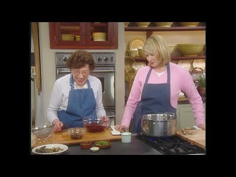 Borscht Soup Recipe- Martha Stewart - UC6JBm9OAkpI6NUBV_NsLxTA