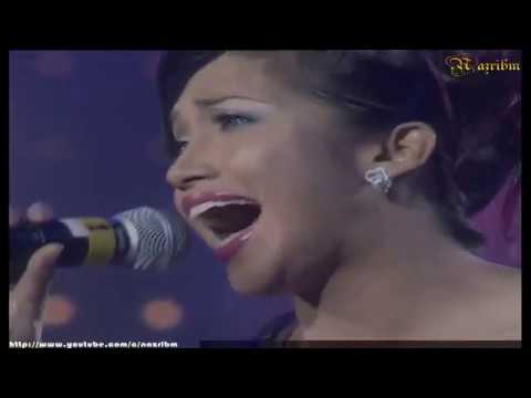 Ziana Zain - Syurga Di Hati Kita (Live In Juara Lagu 99) HD