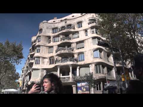 Casa Milà by Gaudi in Barcelona, Catalonia, Spain - UCvW8JzztV3k3W8tohjSNRlw