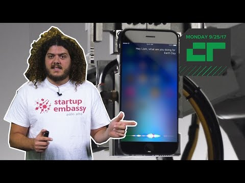 Apple's Siri Embraces Google | Crunch Report - UCCjyq_K1Xwfg8Lndy7lKMpA