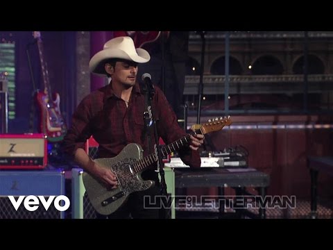 Brad Paisley - Then (Live on Letterman) - UCxwcuOcJCJVDm_BRKYJ2Vdg